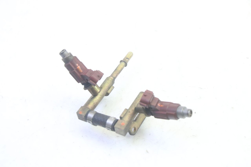 photo de FUEL INJECTOR SUZUKI DL V STROM 1000 (2002 - 2007) - Alternative perspective
