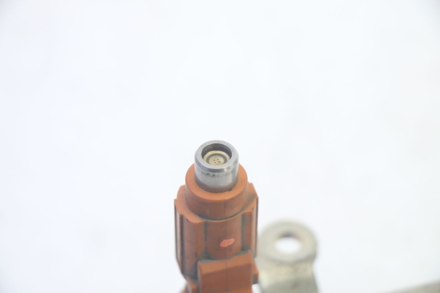 photo de FUEL INJECTOR YAMAHA FJR ABS 1300 (2006 - 2012) - Fixing points details