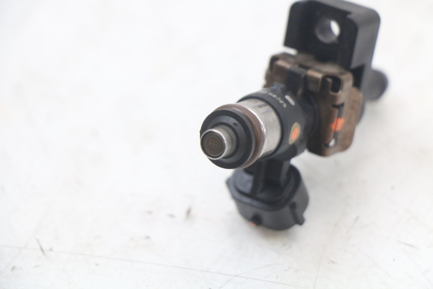 photo de FUEL INJECTOR HUSQVARNA SVARTPILEN 401 (2018 - 2023)