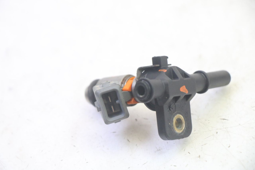 photo de INJECTOR PIAGGIO MP3 RL 250 (2007 - 2010) - Alternative perspective