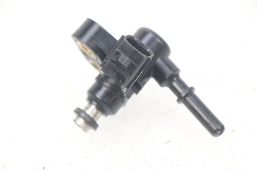 photo de FUEL INJECTOR HONDA PCX (JF57/JF64) 125 (2014 - 2018)