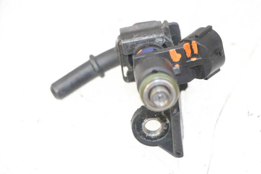 photo de FUEL INJECTOR PEUGEOT SATELIS 125 (2013 - 2018)