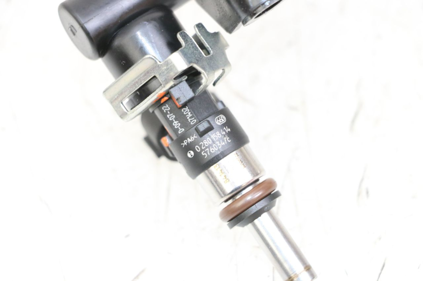 photo de FUEL INJECTOR ROYAL ENFIELD CONTINENTAL GT 650 (2019 - 2024)