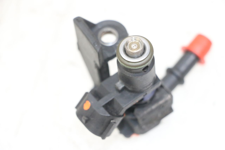 photo de FUEL INJECTOR PEUGEOT SATELIS 125 (2013 - 2018)