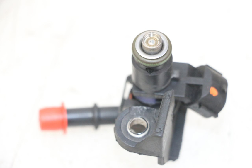photo de FUEL INJECTOR PEUGEOT SATELIS 125 (2013 - 2018)