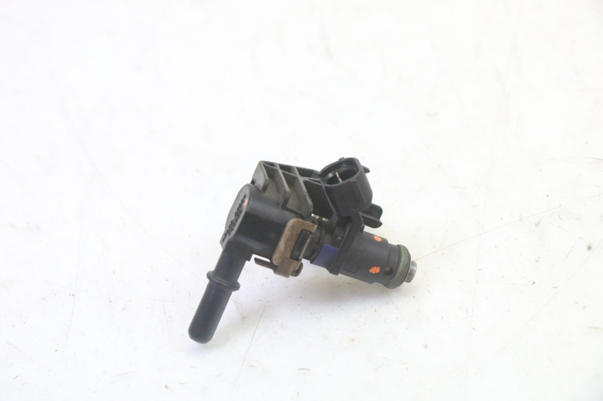 photo de FUEL INJECTOR PEUGEOT SATELIS 125 (2013 - 2018)