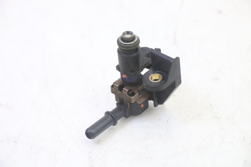 photo de FUEL INJECTOR PEUGEOT SATELIS 125 (2013 - 2018)