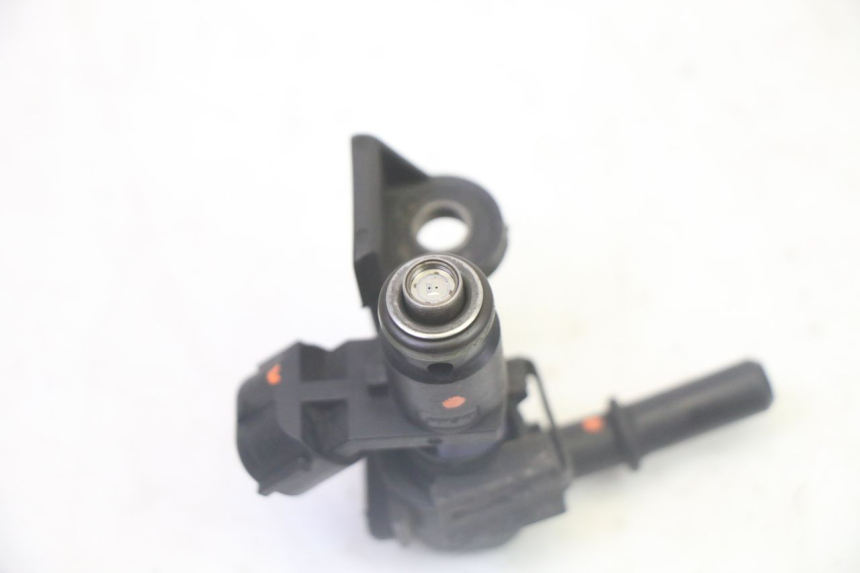 photo de FUEL INJECTOR PEUGEOT SATELIS 125 (2013 - 2018)