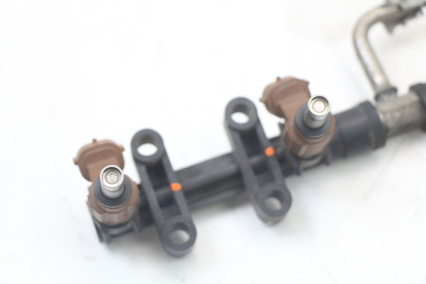 photo de FUEL INJECTOR SUZUKI GSR 750 (2011 - 2017)