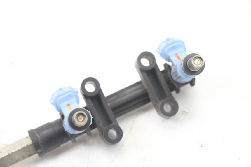 photo de FUEL INJECTOR SUZUKI GSX F GSXF 650 (2007 - 2015)