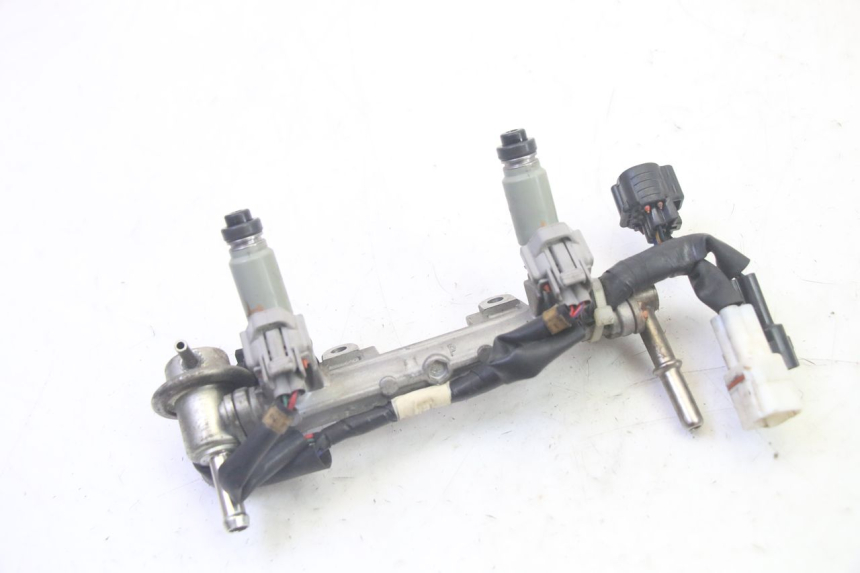 photo de FUEL INJECTOR YAMAHA TDM ABS 900 (2002 - 2014) - Technical close-up