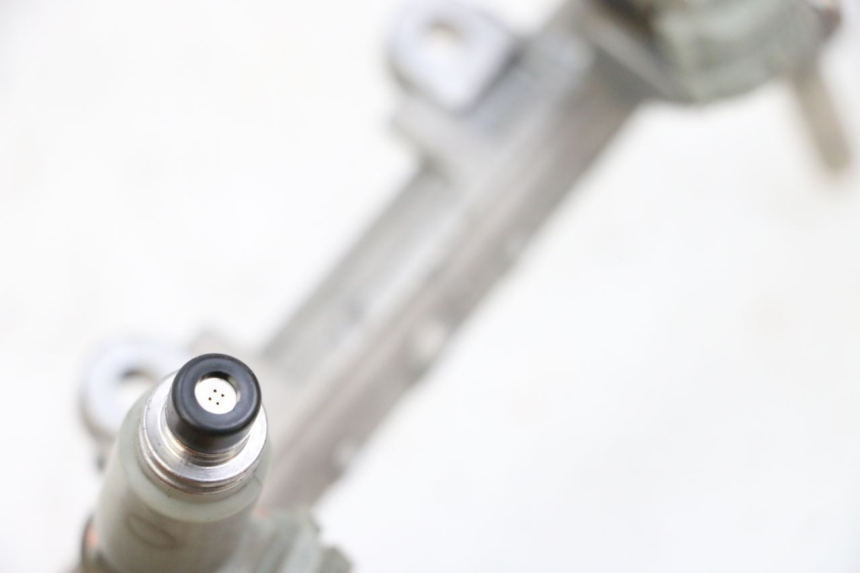 photo de FUEL INJECTOR YAMAHA TDM ABS 900 (2002 - 2014) - Zoom on usage condition