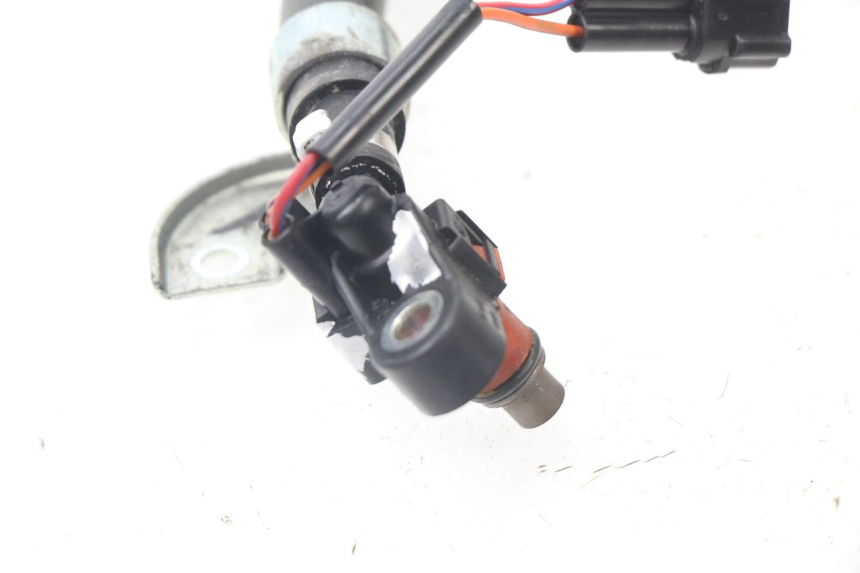photo de FUEL INJECTOR YAMAHA XMAX X-MAX ABS 125 (2014 - 2016) - Surface and material condition
