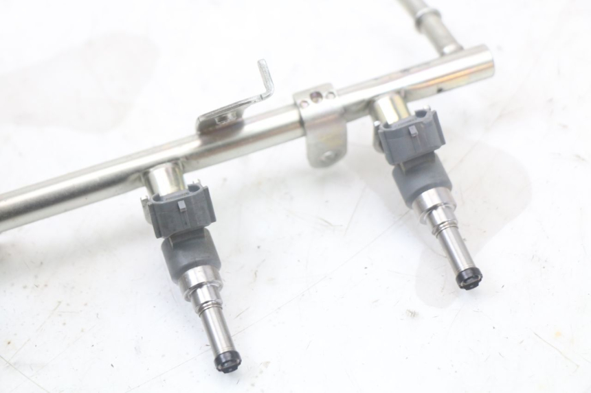 photo de FUEL INJECTOR YAMAHA FJR ABS 1300 (2006 - 2012)