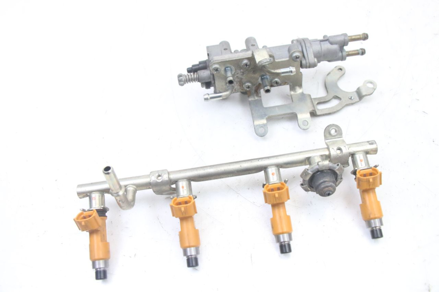 photo de FUEL INJECTOR YAMAHA XJ6 ABS 600 (2008 - 2016)