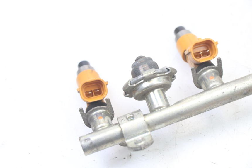 photo de FUEL INJECTOR YAMAHA XJ6 ABS 600 (2008 - 2016)