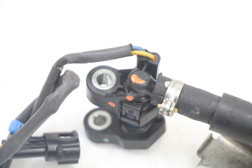 photo de FUEL INJECTOR YAMAHA YP X-MAX XMAX 400 (2014 - 2017)