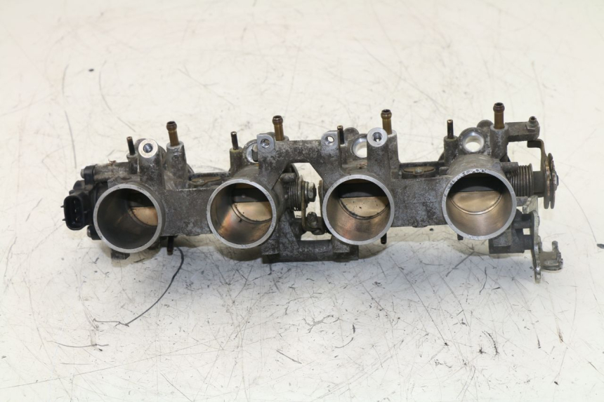photo de INJECTION THROTTLE BODIES YAMAHA FZ6 FAZER 600 (2004 - 2006)