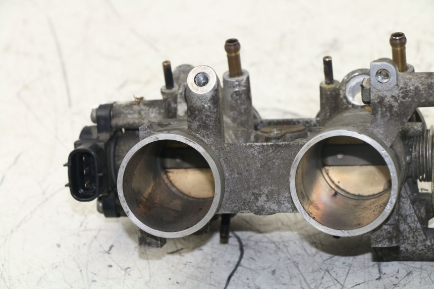 photo de INJECTION THROTTLE BODIES YAMAHA FZ6 FAZER 600 (2004 - 2006)