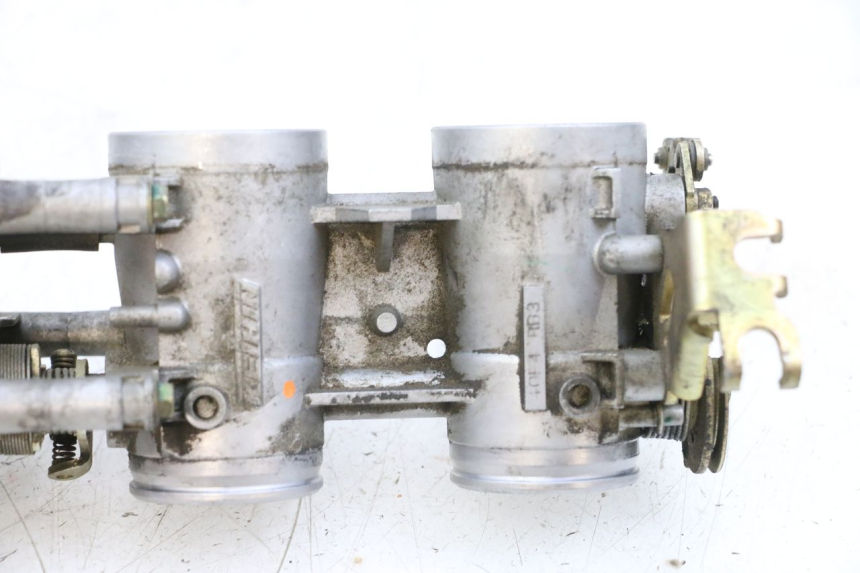 photo de INJECTION THROTTLE BODIES SUZUKI GSXR GSX-R 1000 (2003 - 2004) - Surface and material condition