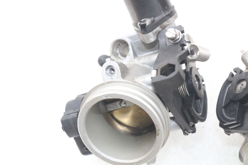 photo de INJECTION THROTTLE BODIES BMW R GS 1200 (2005 - 2007)