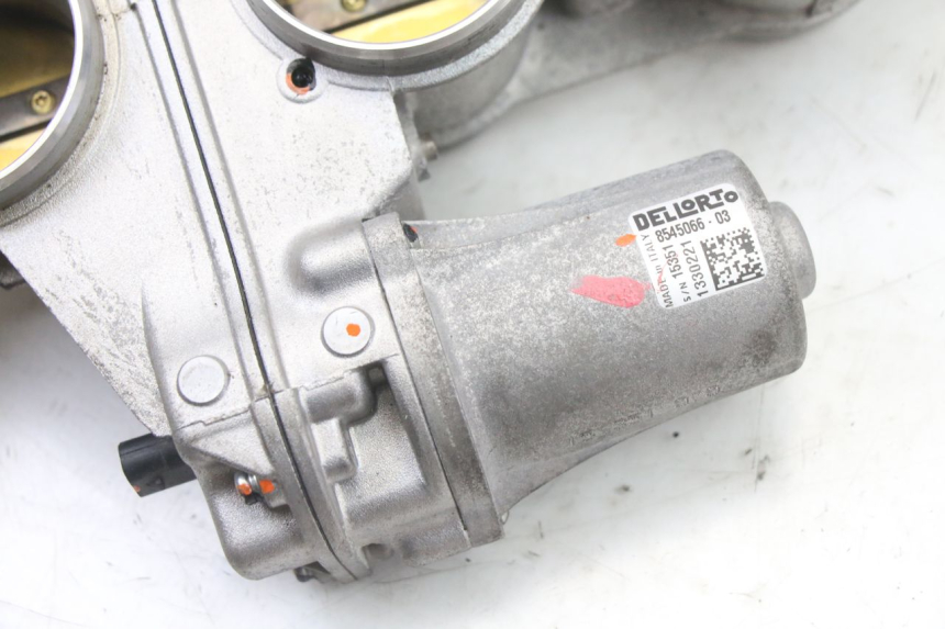 photo de INJECTION THROTTLE BODIES BMW S RR ABS S1000RR 1000 (2015 - 2018)