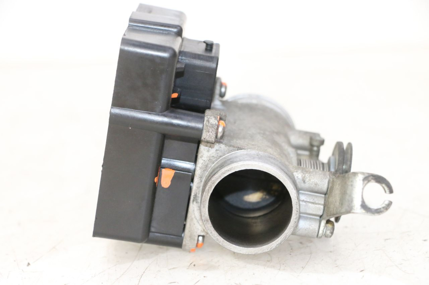 photo de INJECTION THROTTLE BODIES PEUGEOT SATELIS 125 (2013 - 2018)