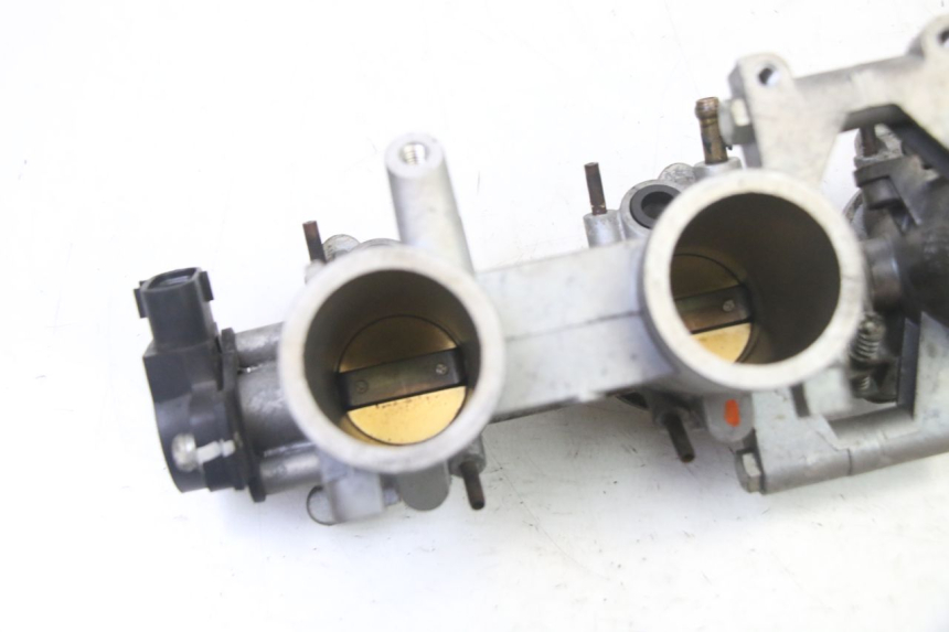 photo de INJECTION THROTTLE BODIES YAMAHA XJ6 ABS 600 (2008 - 2016)
