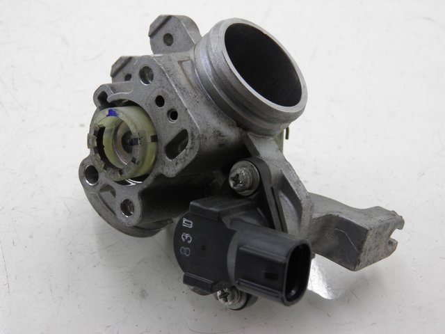 photo de INJECTION THROTTLE BODIES YAMAHA YZF R 125 (2008 - 2013) - Technical close-up