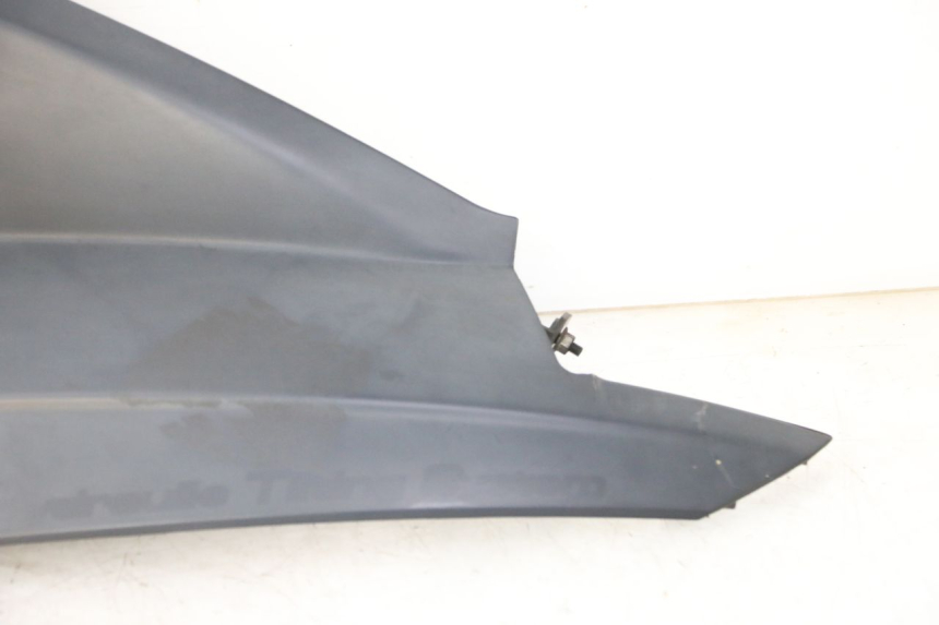 photo de RIGHT INNER FRONT FAIRING QUADRO 4 4D 350 (2015 - 2018)