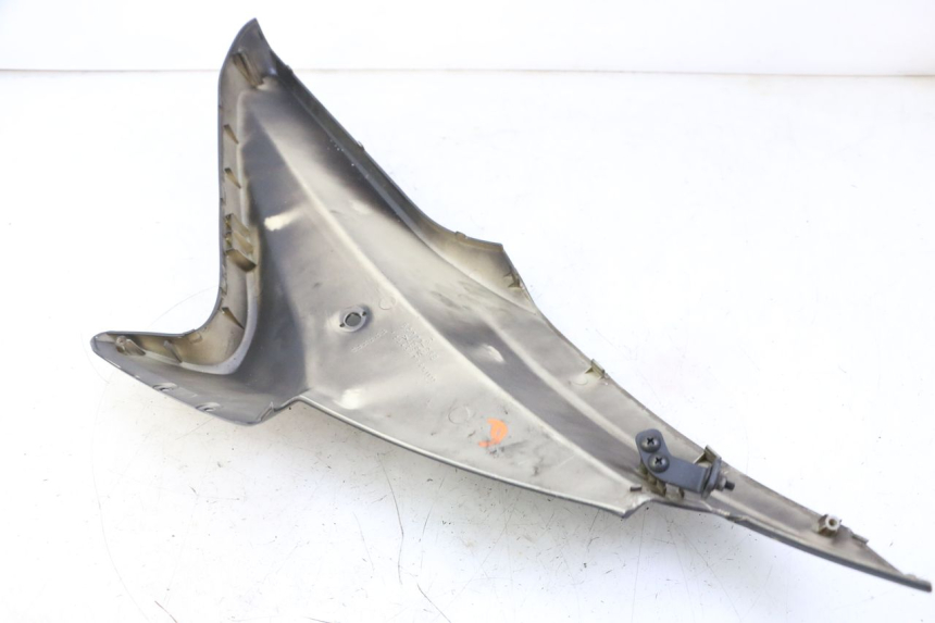 photo de RIGHT INNER FRONT FAIRING QUADRO 4 4D 350 (2015 - 2018)