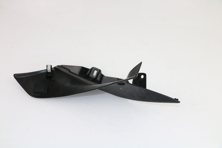 photo de RIGHT INNER FRONT FAIRING HONDA CBR R 125 (2011 - 2016)