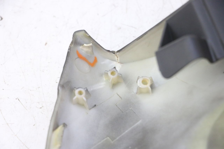 photo de RIGHT INNER FRONT FAIRING STAHO FH 50 (2018 - 2019)