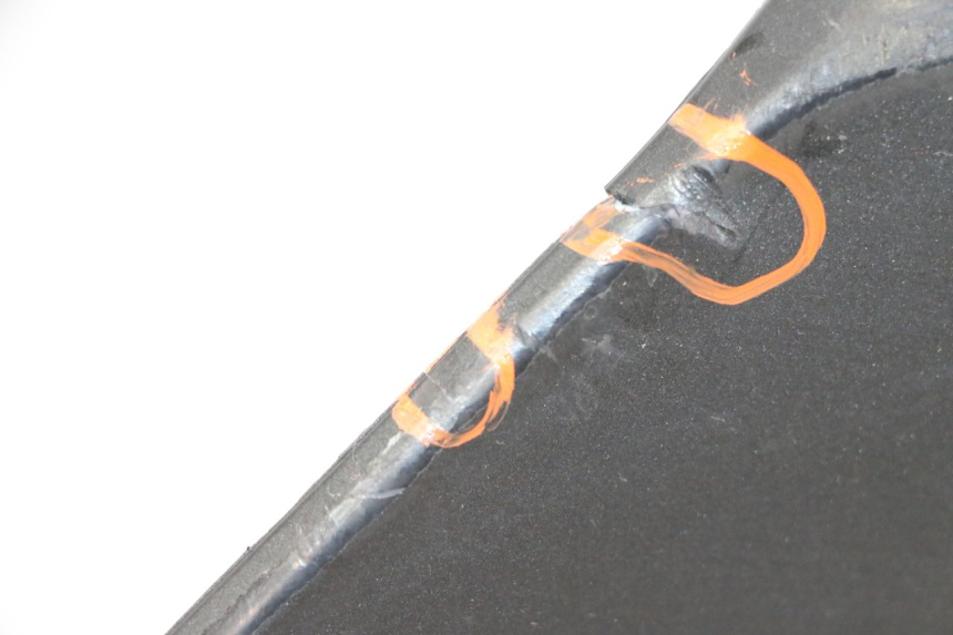 photo de RIGHT INNER FRONT FAIRING YAMAHA XMAX X-MAX 125 (2021 - 2025)