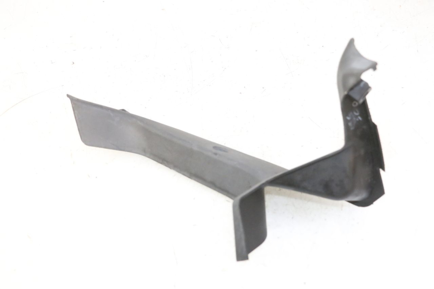 photo de LEFT INNER FRONT FAIRING HONDA CBF 125 (2009 - 2015)