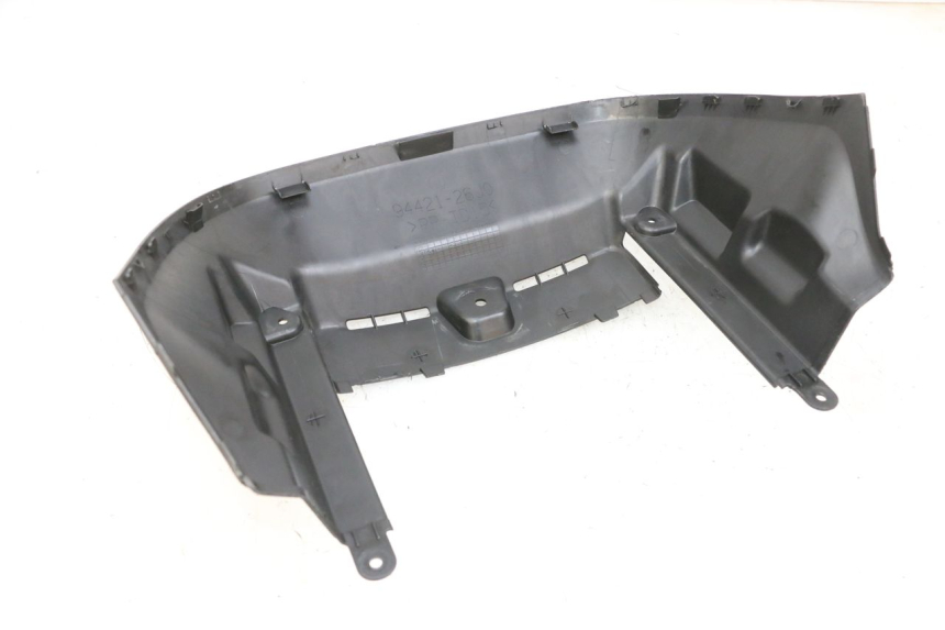 photo de INNER FRONT FAIRING SUZUKI BURGMAN 650 (2013 - 2020)