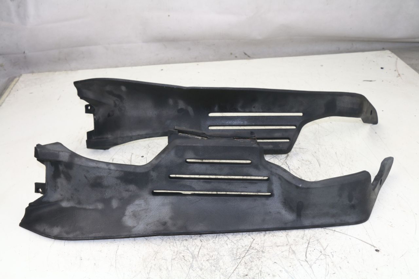 photo de INNER FRONT FAIRING BMW K 75 RT ABS 750 (1989 - 1997)