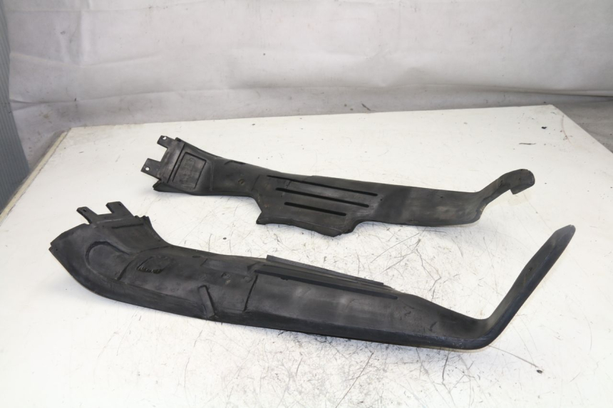 photo de INNER FRONT FAIRING BMW K 75 RT ABS 750 (1989 - 1997)
