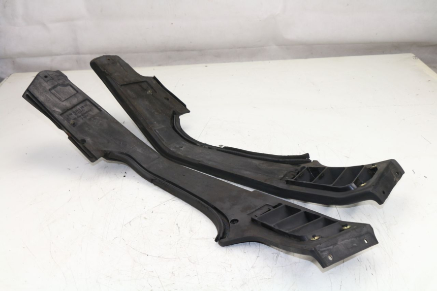 photo de INNER FRONT FAIRING BMW K LT ABS 1100 (1990 - 1996)