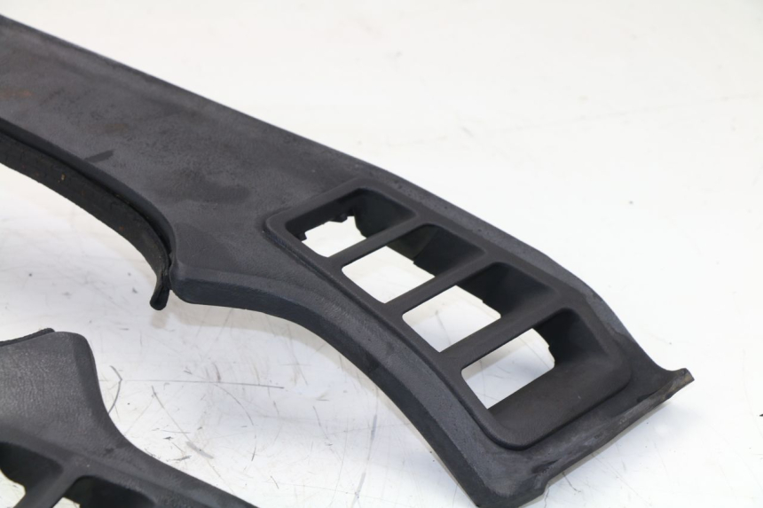 photo de INNER FRONT FAIRING BMW K LT ABS 1100 (1990 - 1996)