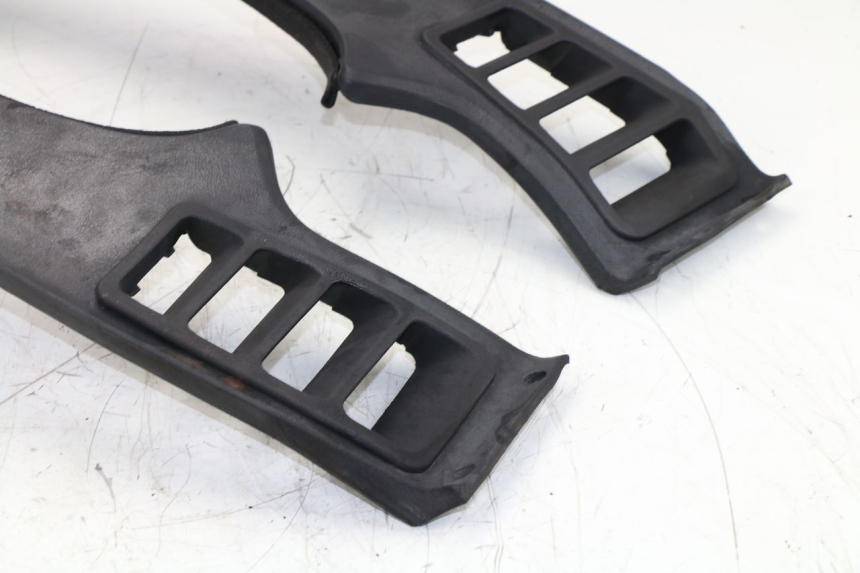 photo de INNER FRONT FAIRING BMW K LT ABS 1100 (1990 - 1996)
