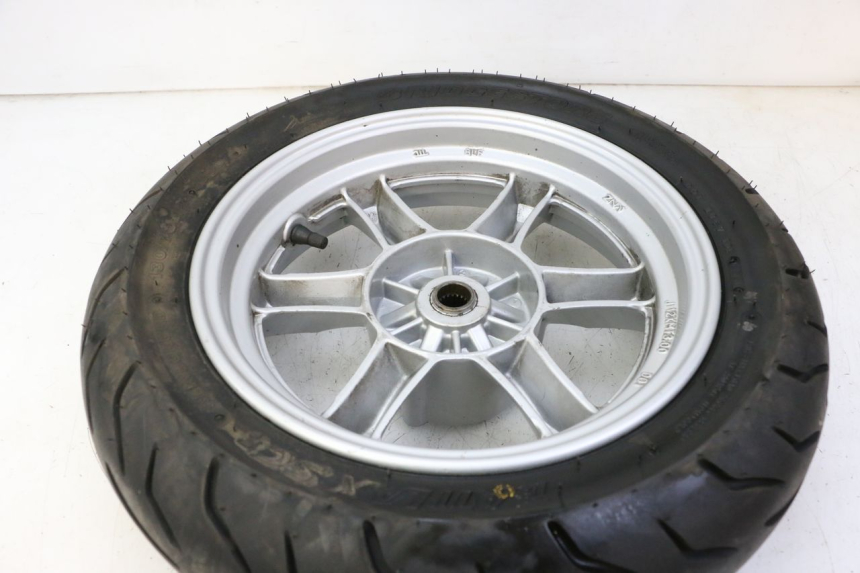 photo de REAR RIM AND TIRE SUZUKI BURGMAN 125 (2007 - 2014)