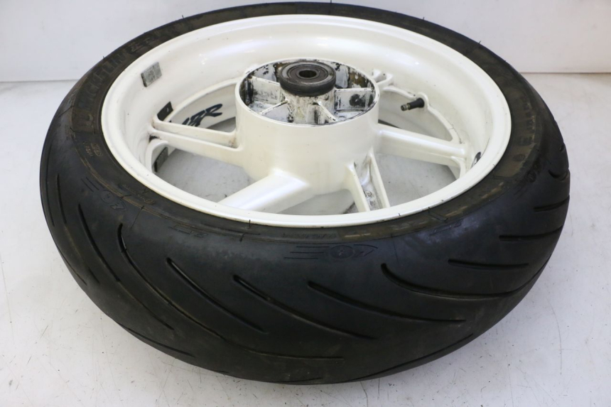 photo de REAR RIM AND TIRE HONDA CBR RR FIREBLADE 900 (1992 - 1994)