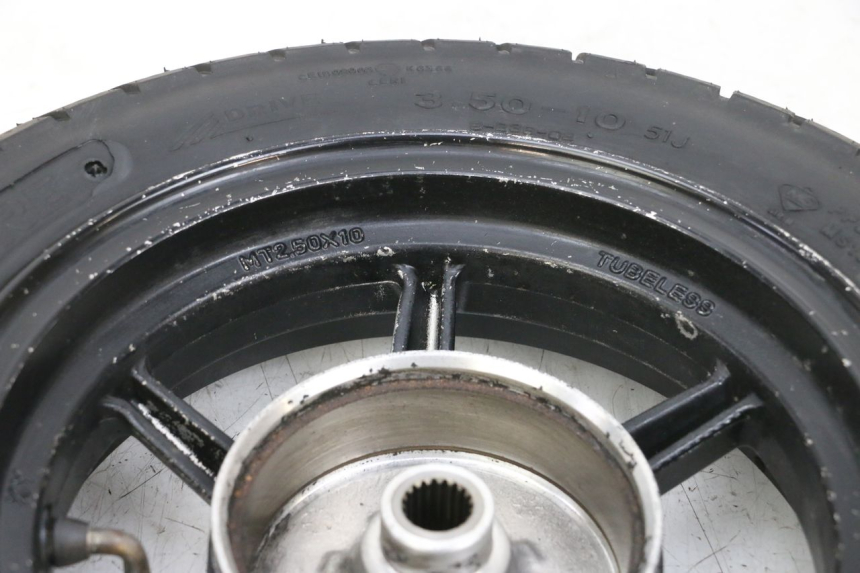 photo de REAR RIM AND TIRE LONGJIA DIGITA 4T 50 (2019 - 2022) - Product overview