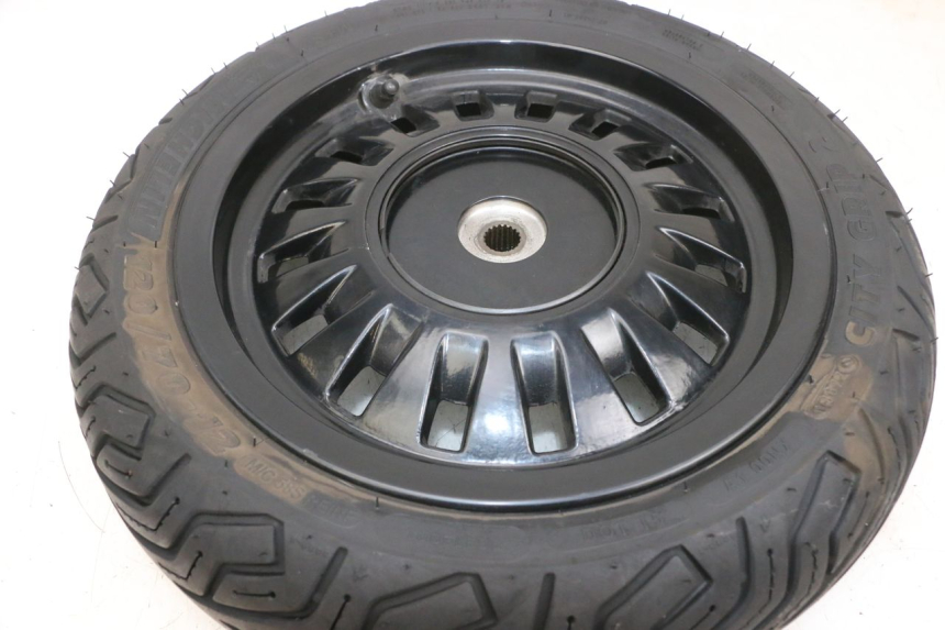 photo de REAR RIM AND TIRE PEUGEOT DJANGO 4T 50 (2014 - 2019) - Surface and material condition