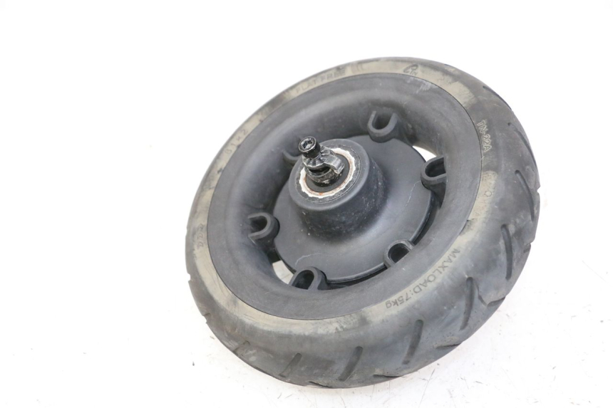 photo de REAR RIM AND TIRE SEGWAY NINEBOT E2 1