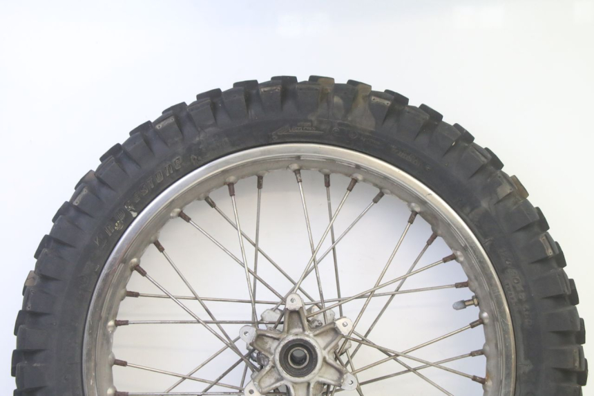 photo de REAR RIM AND TIRE APRILIA ETX 125 (1998 - 2002)