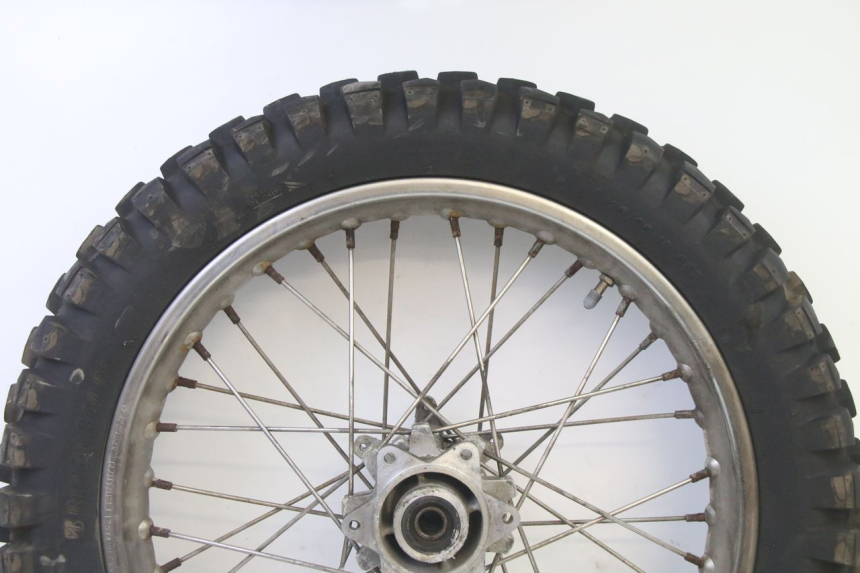 photo de REAR RIM AND TIRE APRILIA ETX 125 (1998 - 2002)