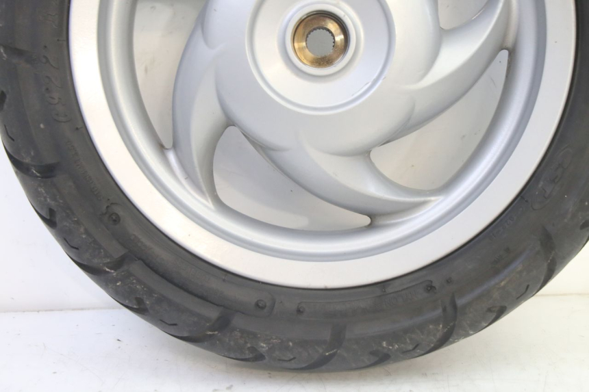 photo de REAR RIM AND TIRE PIAGGIO FLY 2T 50 (2004 - 2017)