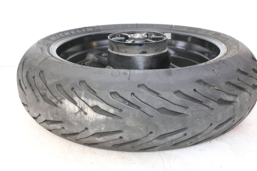 photo de REAR RIM AND TIRE YAMAHA FZ6 FAZER S2 600 (2007 - 2011)